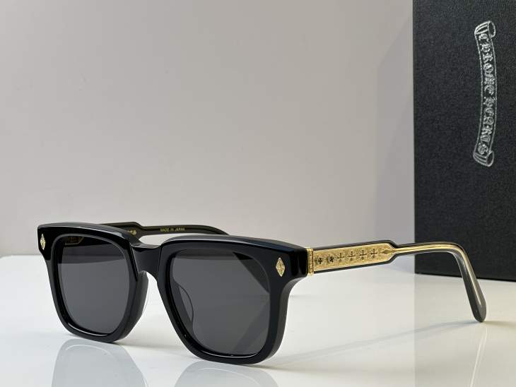 Picture of Chrome Hearts Sunglasses _SKUfw67339087fw